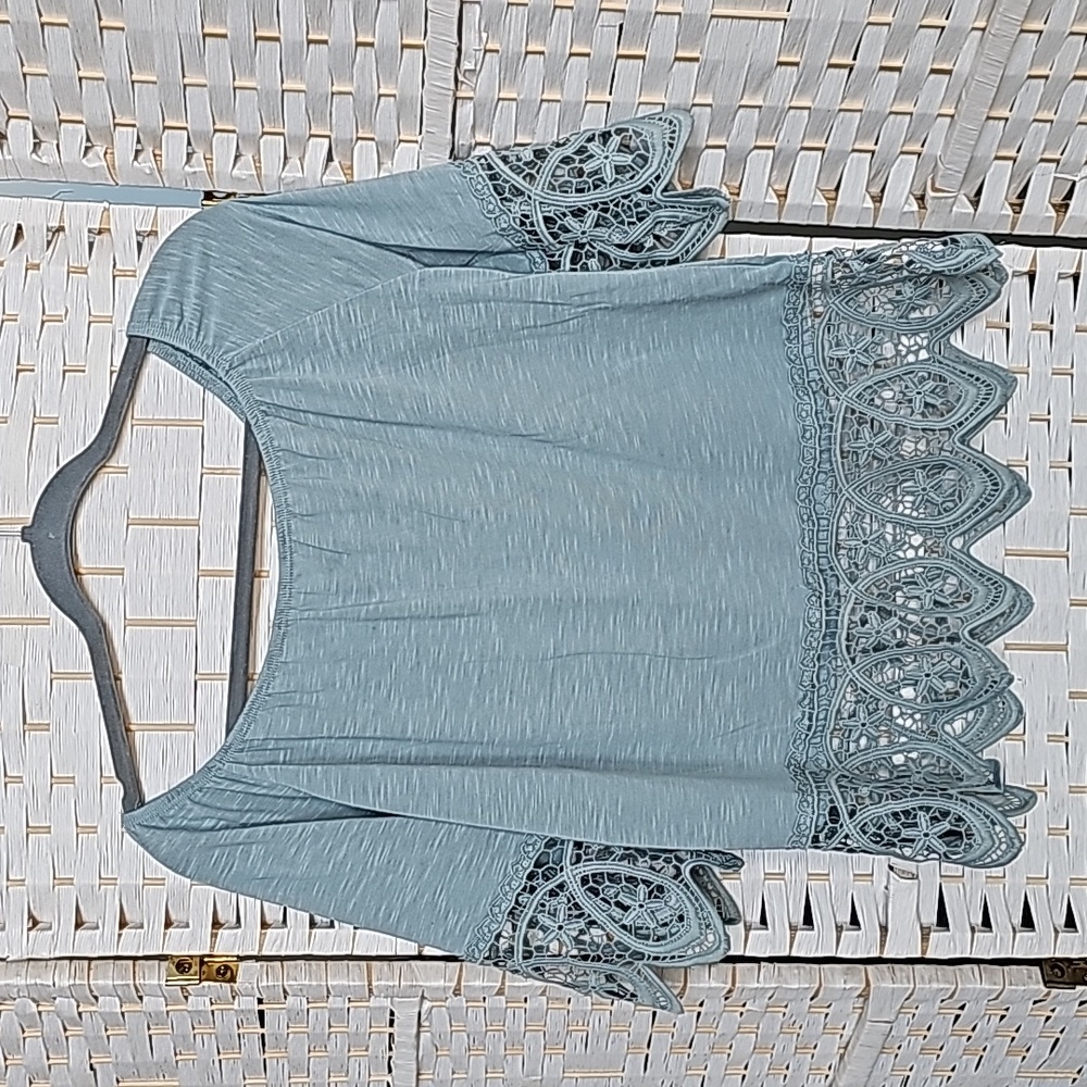 Paper+Tee Wintergreen Off the Shoulder Tatted Trim Top - L